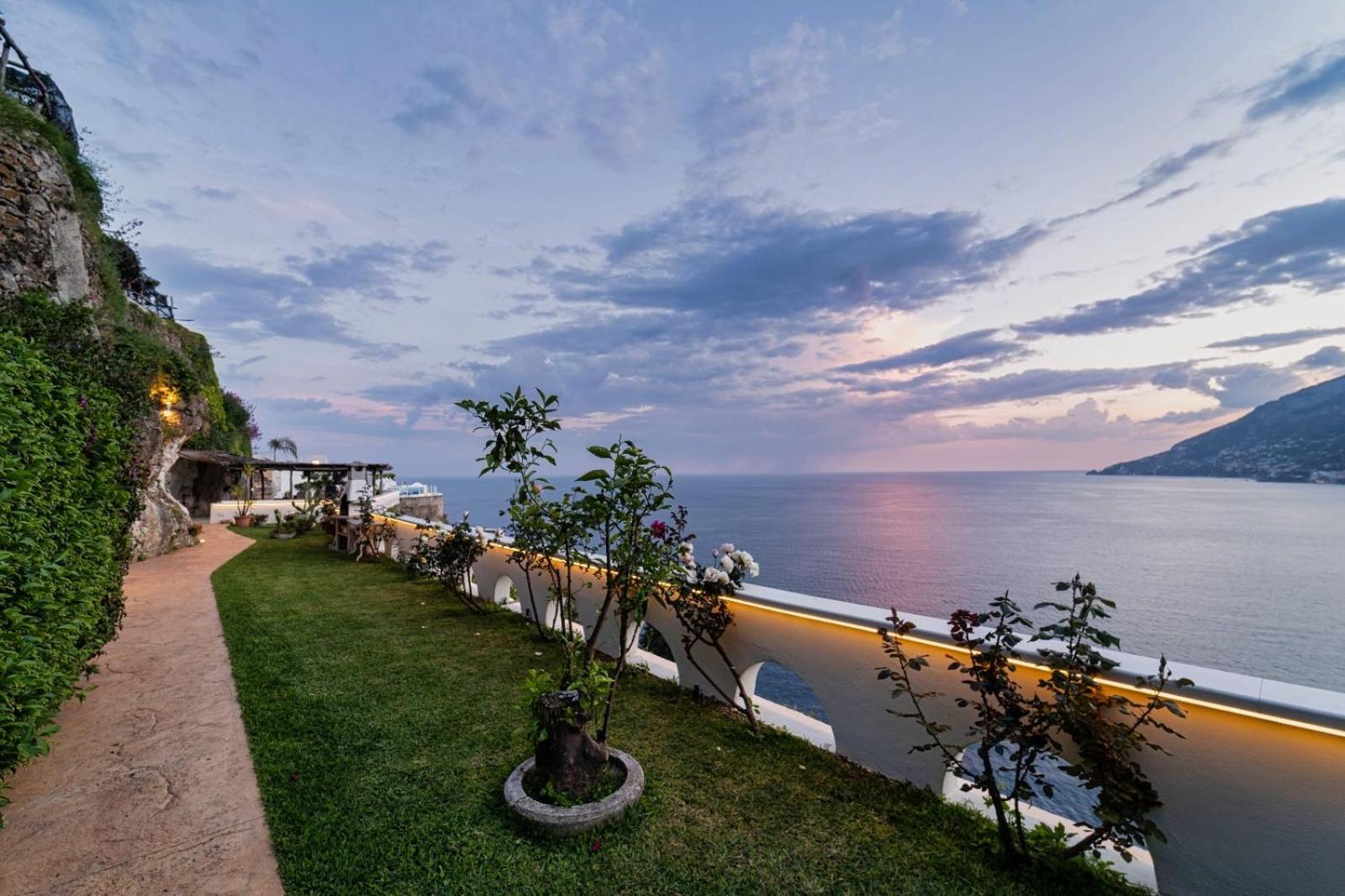 Villa Costanza Amalfi Coast Майори Экстерьер фото